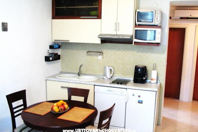 Villa KOMOD Apartments – photo 6