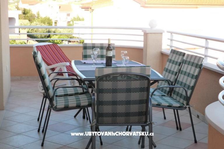 Apartments Villa  IVA – photo 7