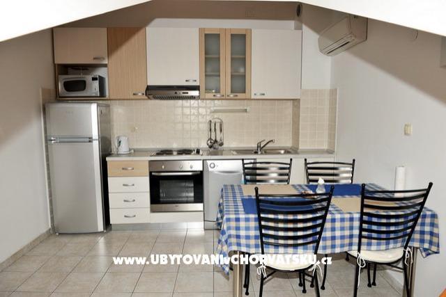 Apartments Zvizda Mora Split – photo 7