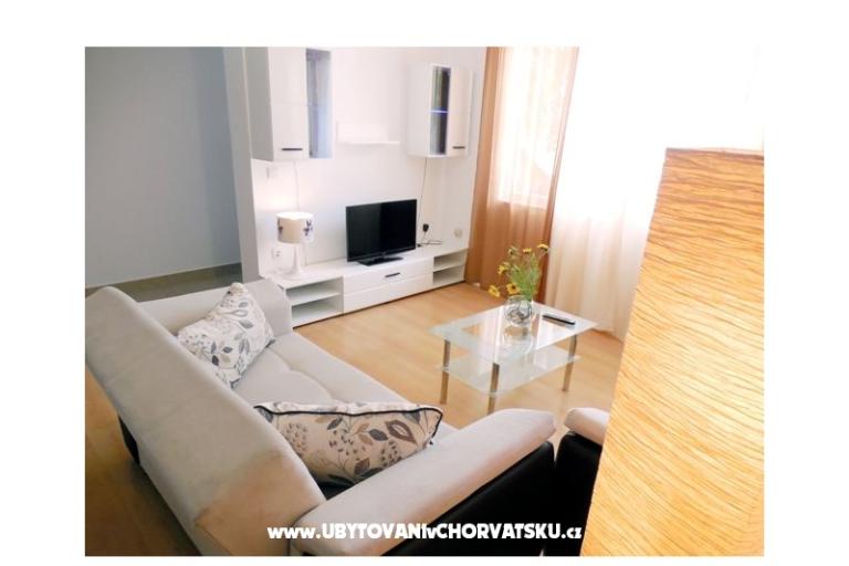 Apartments Dijana – photo 13