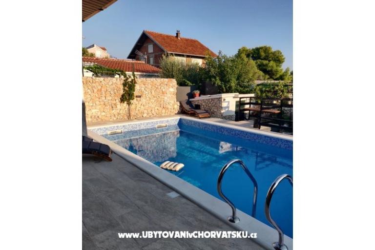 Apartment Deni – photo 9