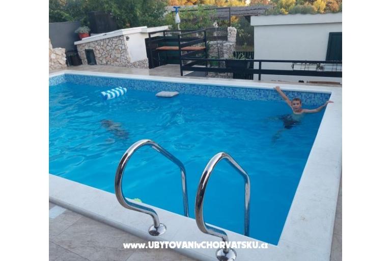 Apartment Deni – photo 11