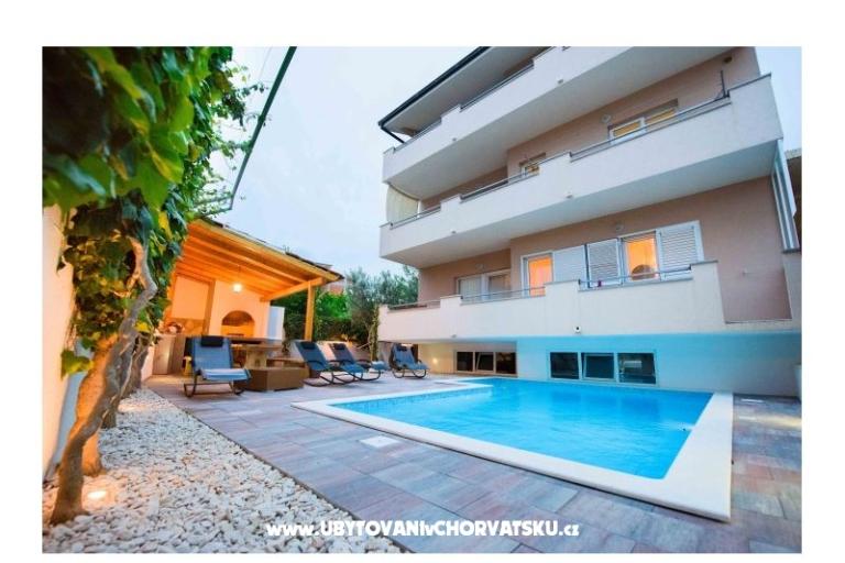 HolidayHomeSpalato-pool apartments  – photo 3