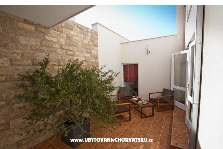 Luxury Apartment Mulberry – photo 9