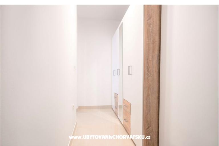 Luxury modern apartment on beach – photo 16