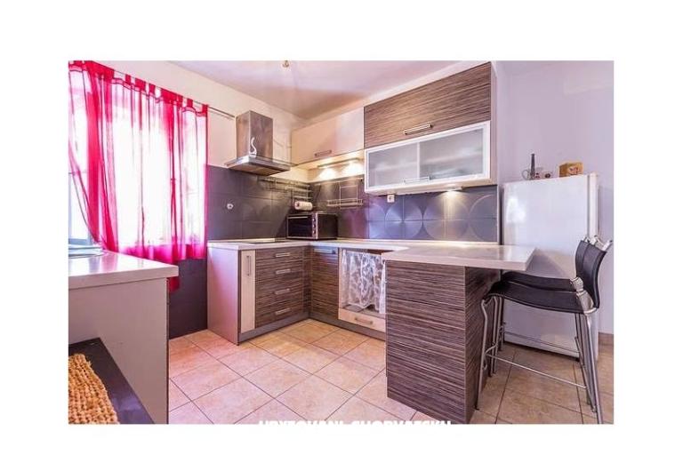 Palace Well – photo 17