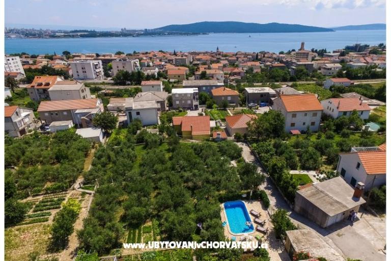 Rooms &amp; apartment Kraljevic – photo 12