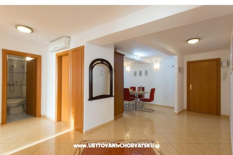 Spacious Apartment in City Center  – photo 6