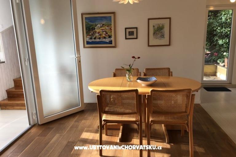 Whole house &amp; garden only for you – photo 3