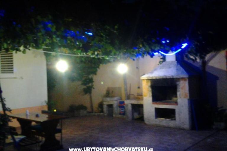 Apartments Mratinović Sreser  – photo 8