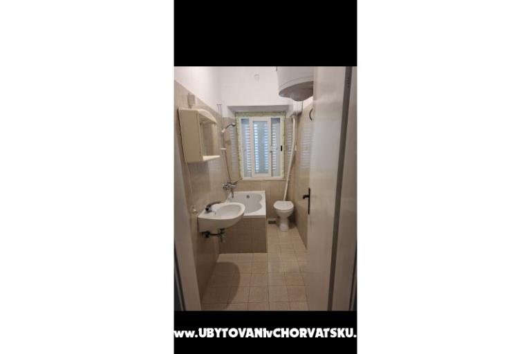 Apartments Kamelia – photo 11