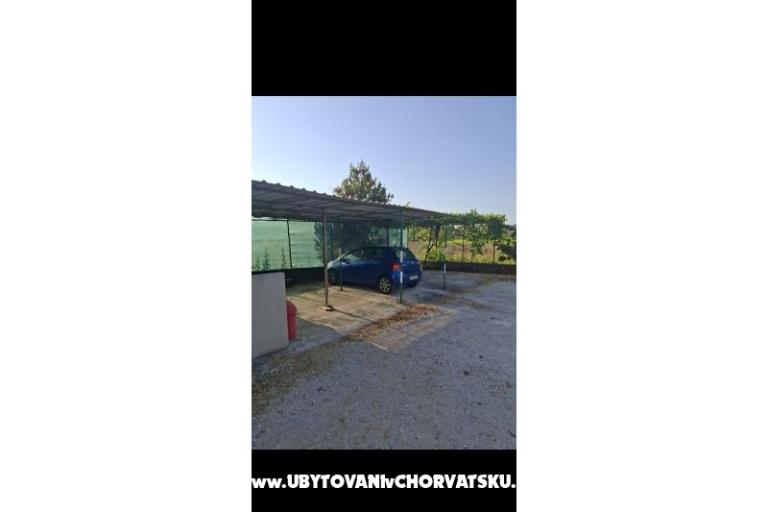 Apartments Kamelia – photo 3