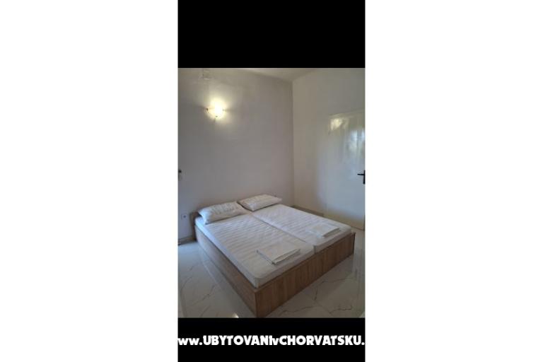 Apartments Kamelia – photo 5