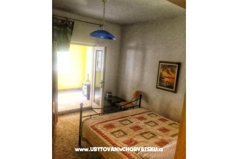 Apartment on the beach Lola – photo 8