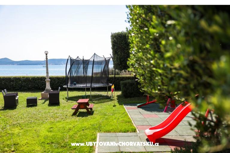 Apartments Becky – photo 8