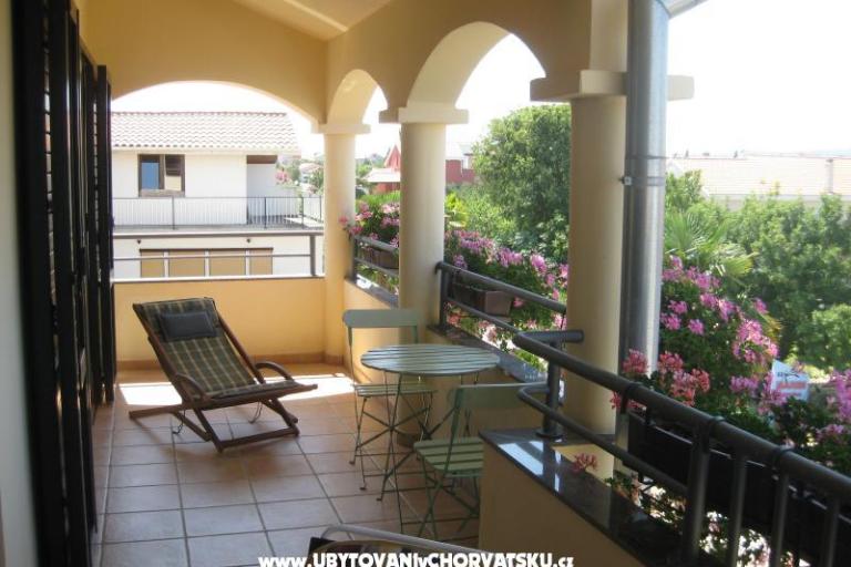 Apartments Mirakul – photo 4