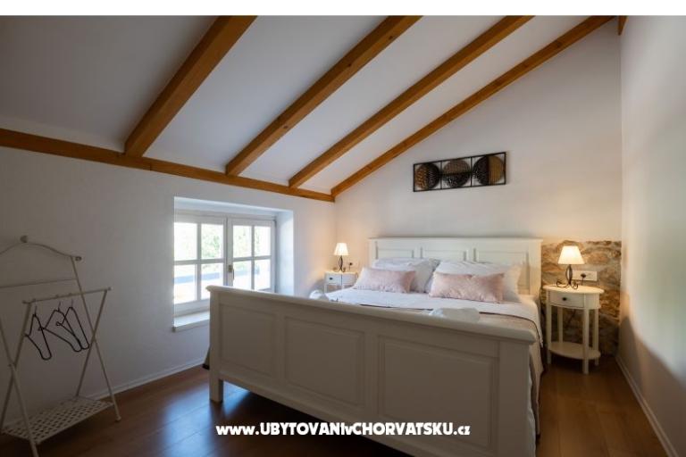 Holiday House San Cassiano  – photo 4