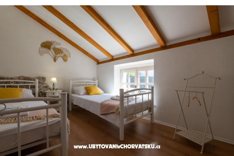 Holiday House San Cassiano  – photo 7