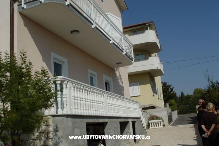 Apartments Ciprijan i Bojka Matić – photo 3