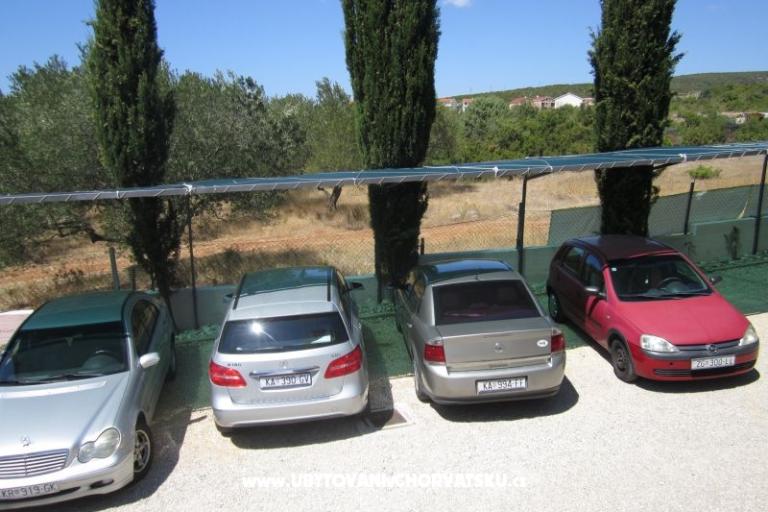 Apartments Ciprijan i Bojka Matić – photo 7