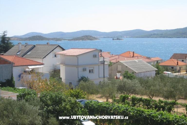 Apartments Ciprijan i Bojka Matić – photo 8