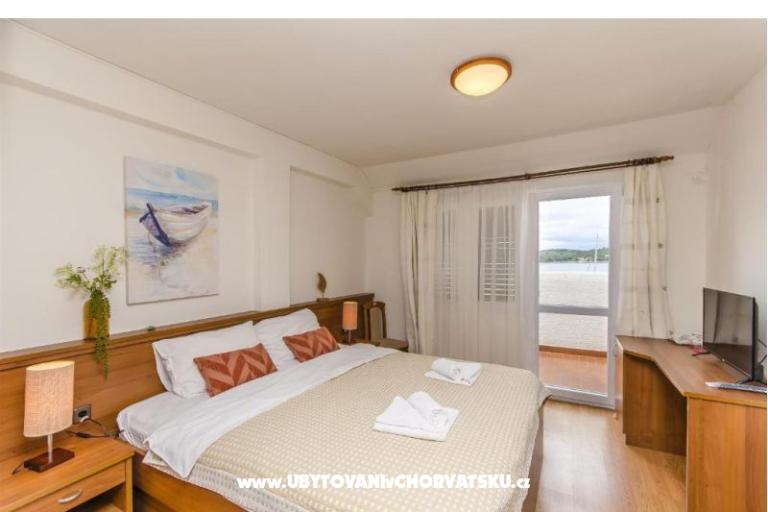 Hotel Plava Laguna – photo 4