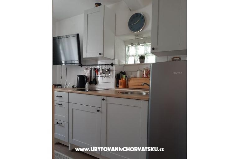 Apartment - kamena kuća  Šparoga – photo 3