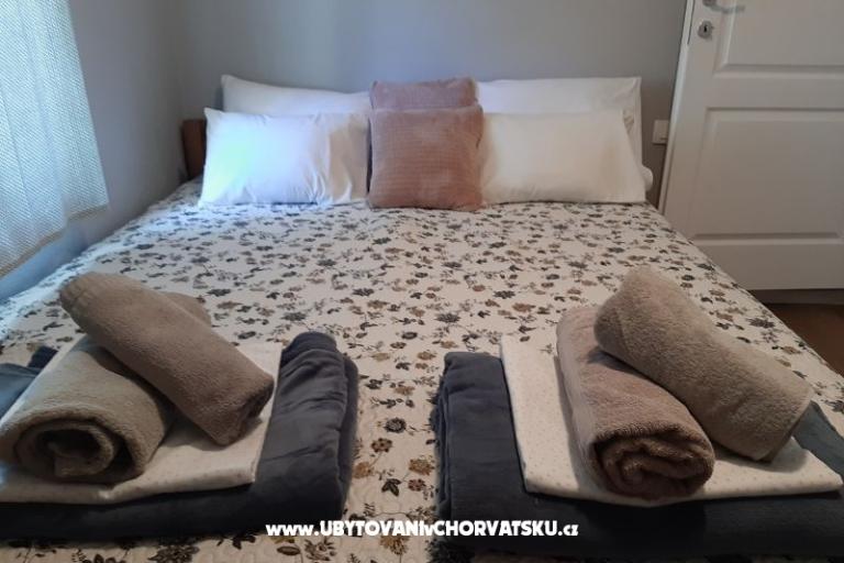 Apartment - kamena kuća  Šparoga – photo 4