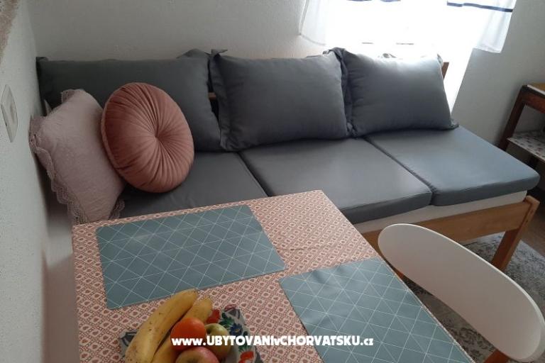 Apartment - kamena kuća  Šparoga – photo 9