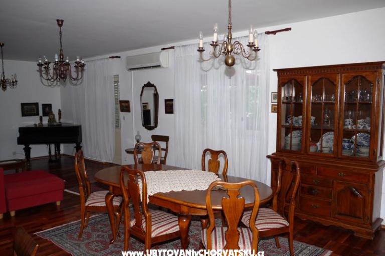 Apartment Lana – photo 11