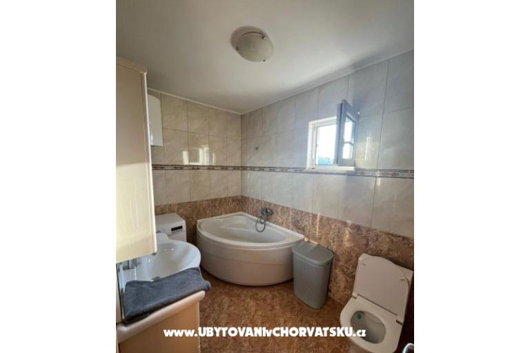 Apartment Lana – photo 16