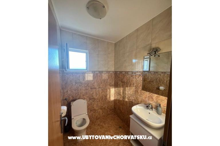 Apartment Lana – photo 18