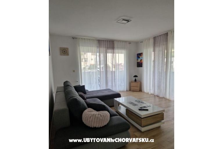 Apartment Lana – photo 8