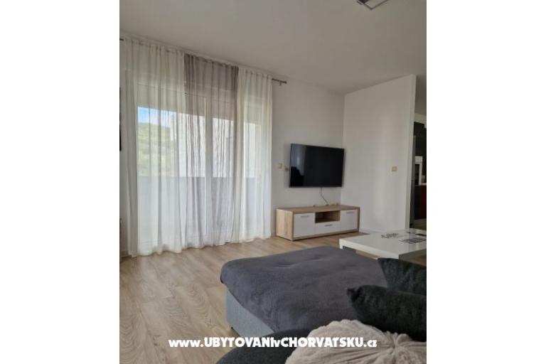 Apartment Lana – photo 9