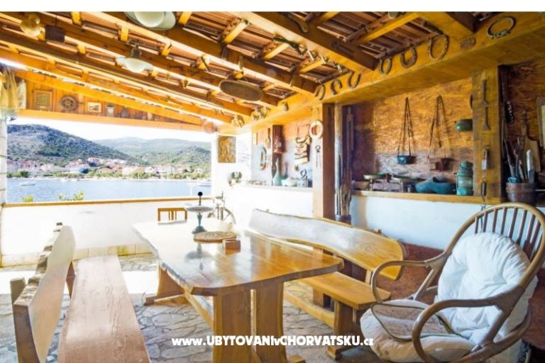 Apartment Zoranka on the beach – photo 16