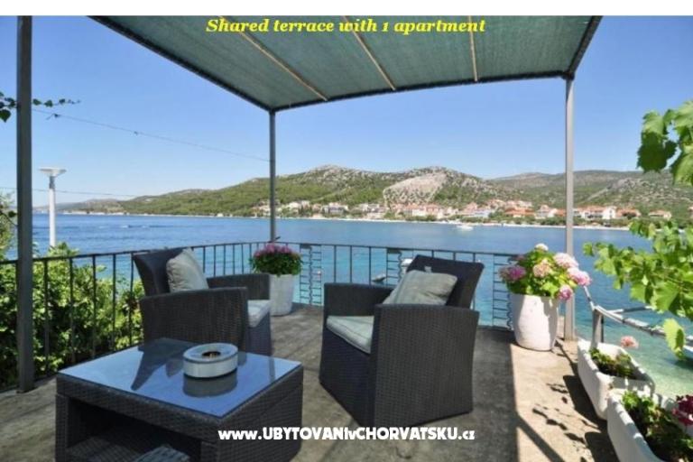 Apartment Zoranka on the beach – photo 9