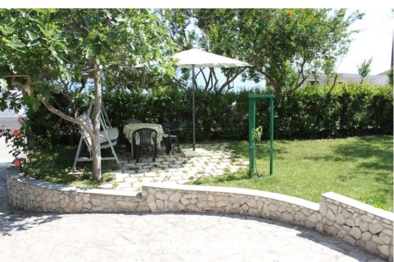 Baković - on the beach – photo 4