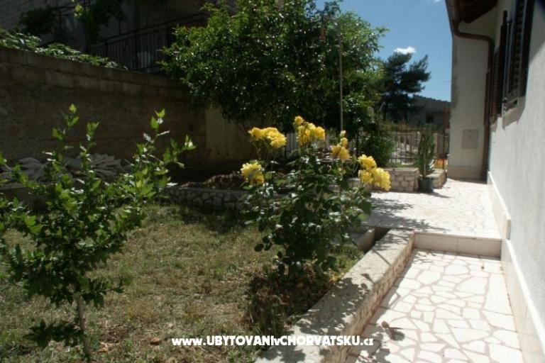 Apartments Buljan – photo 16