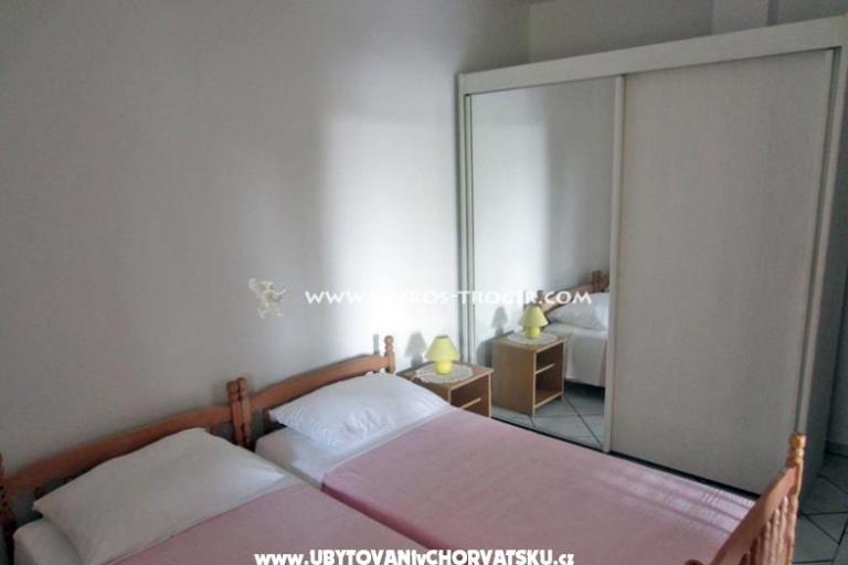 Apartments Franka – photo 2