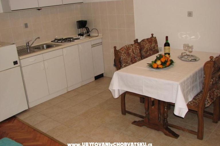 Apartments Kardum – photo 7