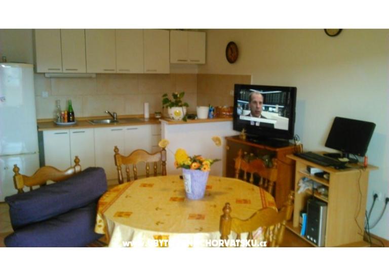 Apartments Karla – photo 11