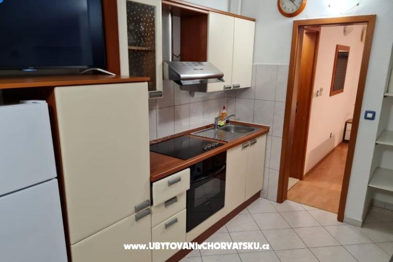 Apartments Katić Slatine – photo 4