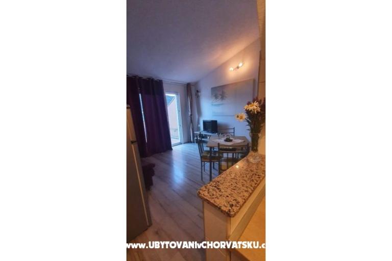 Apartments Lana – photo 9