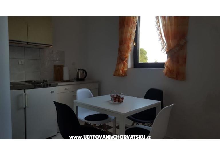 Apartments Laura – photo 8
