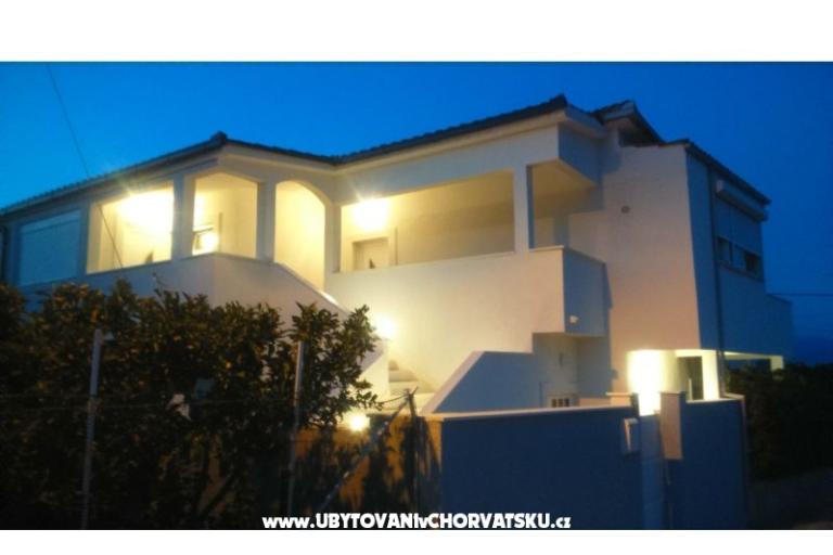 Apartments Lovre – photo 11