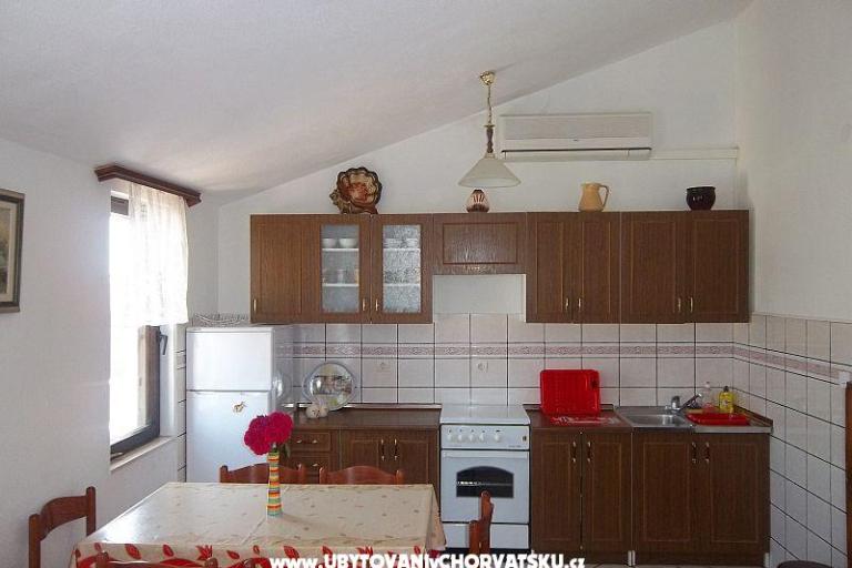 Apartments Mihovilovic – photo 16