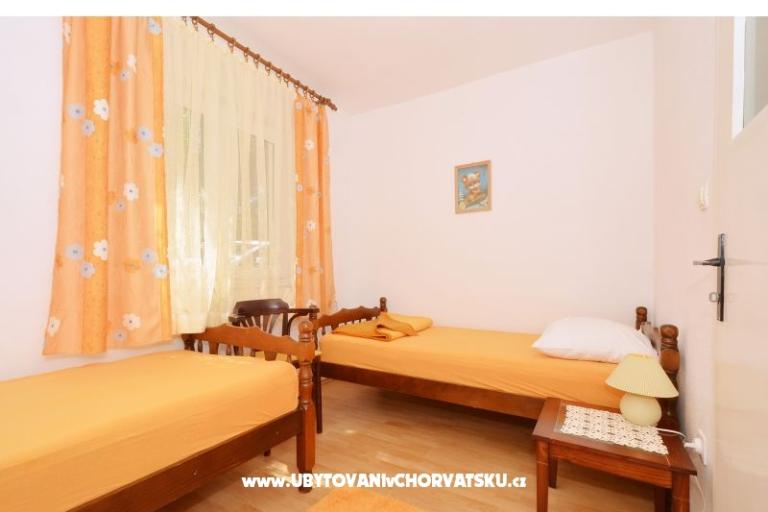 Apartments Mladen – photo 10