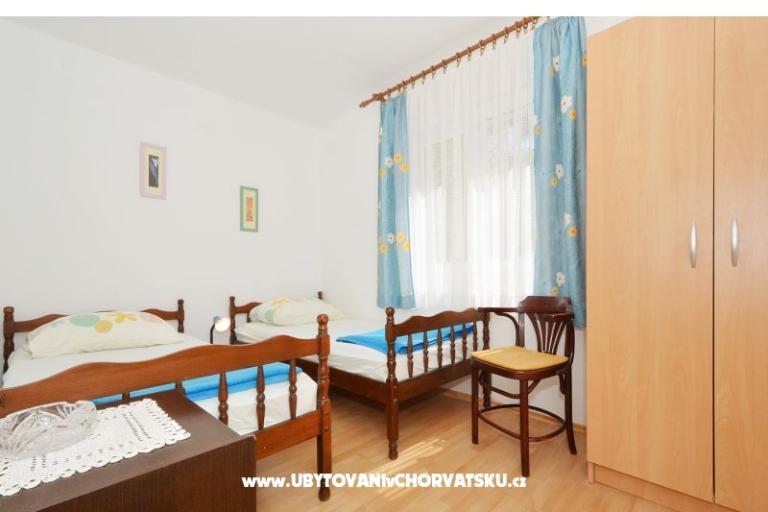 Apartments Mladen – photo 11