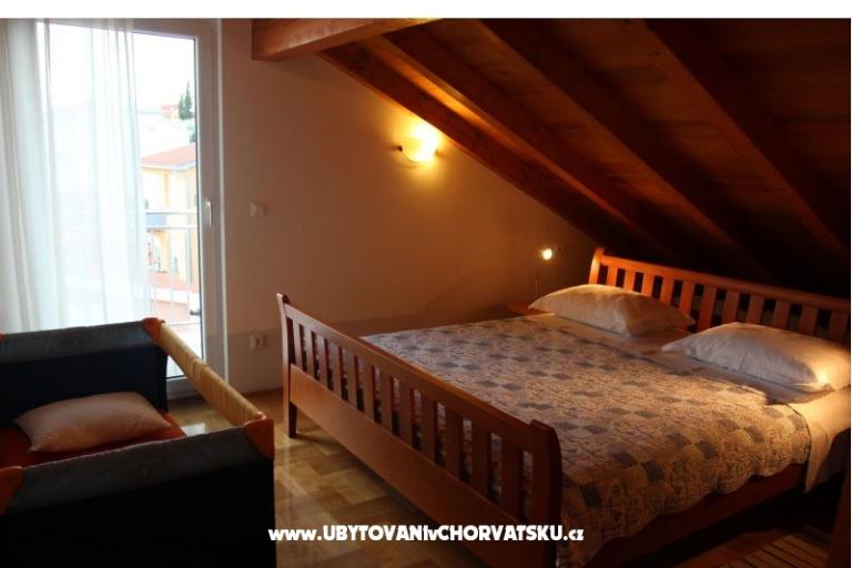 Apartments Pupic – photo 10