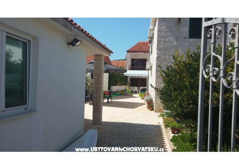 Apartments Tri palme – photo 11